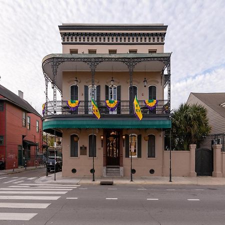 French Quarter Suites Hotel Ню Орлиънс Екстериор снимка